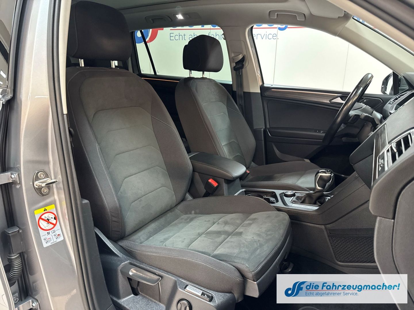 Fahrzeugabbildung Volkswagen Tiguan Allspace Elegance 4Motion 2.0 TDI   *EXPO