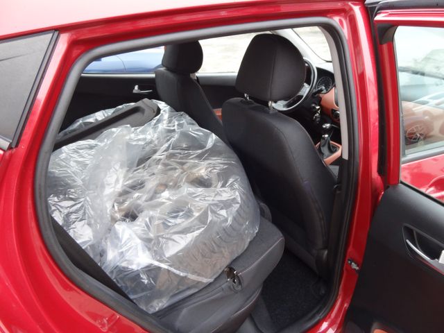 Fahrzeugabbildung Hyundai i10 FIFA World Cup Edition/2.Hd/Klima/Garantie/