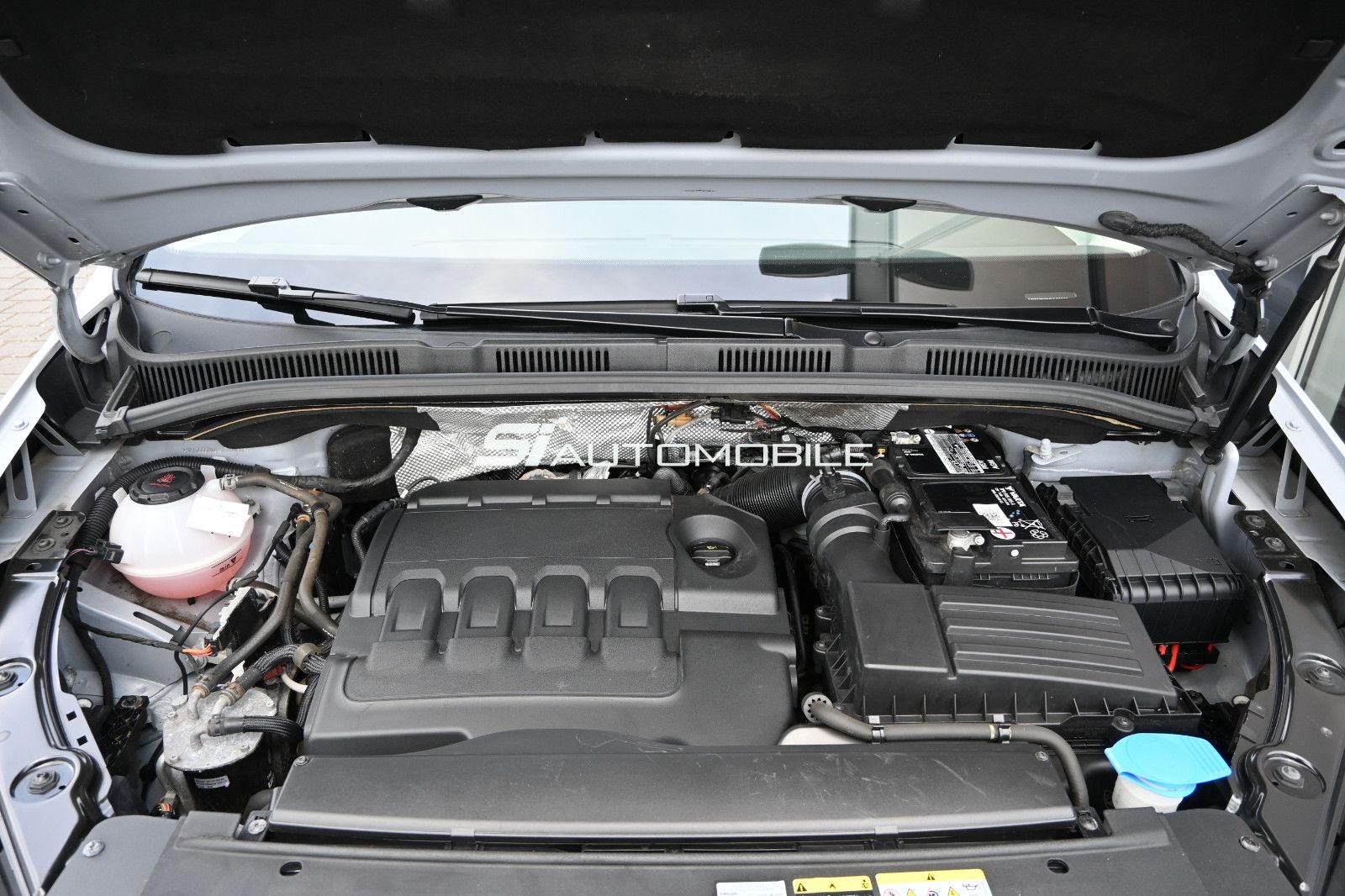 Fahrzeugabbildung SEAT Alhambra 2.0 TDI S&S FR-Line DSG °AHK°DCC°STHZ°