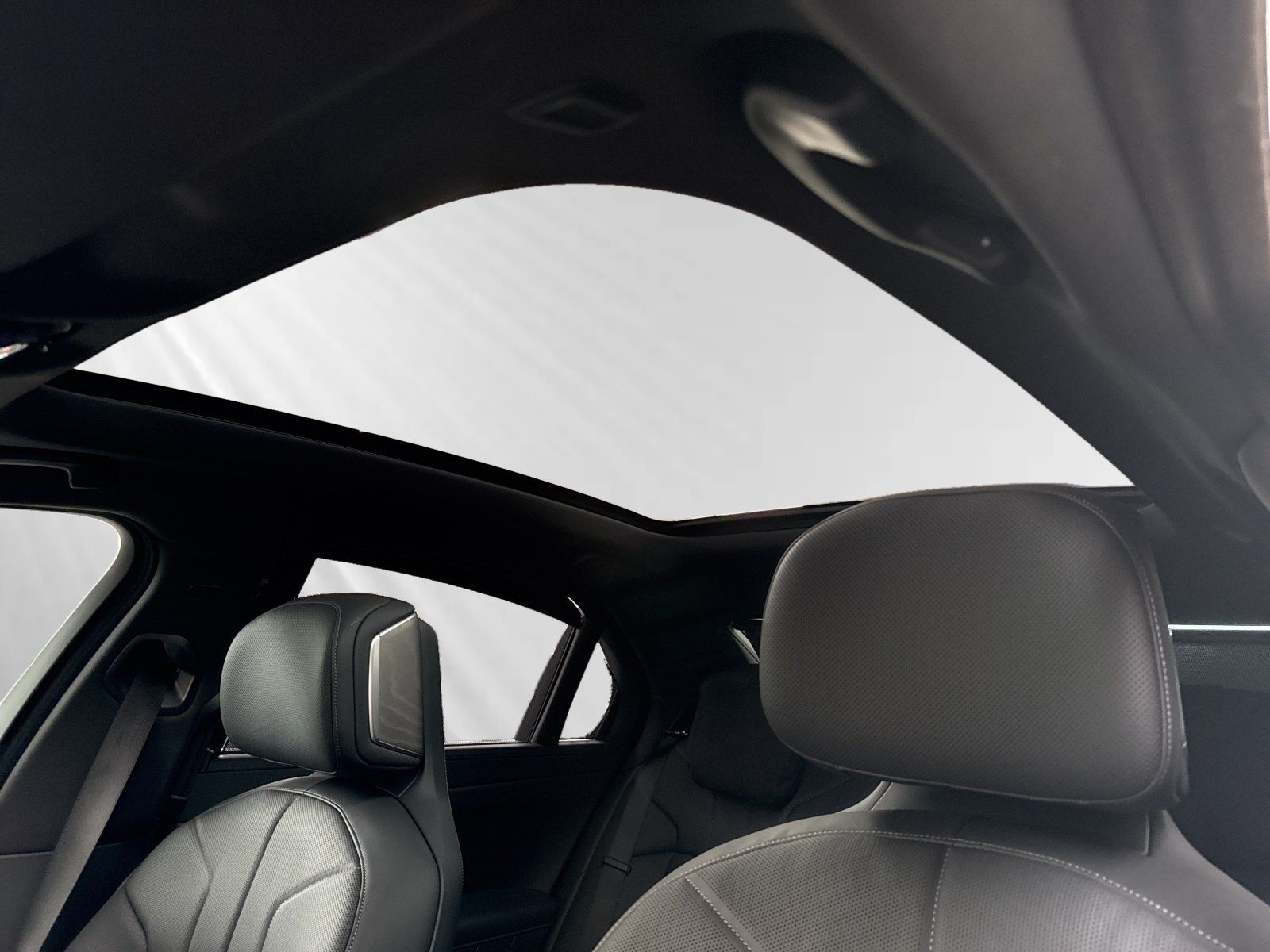 BMW 750 - Bild 20
