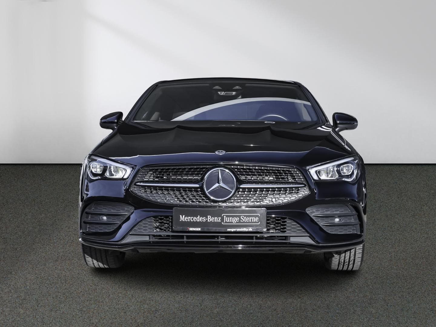Mercedes-Benz CLA 250 e Coupe AMG Night Kamera Ambiente LED foto 4