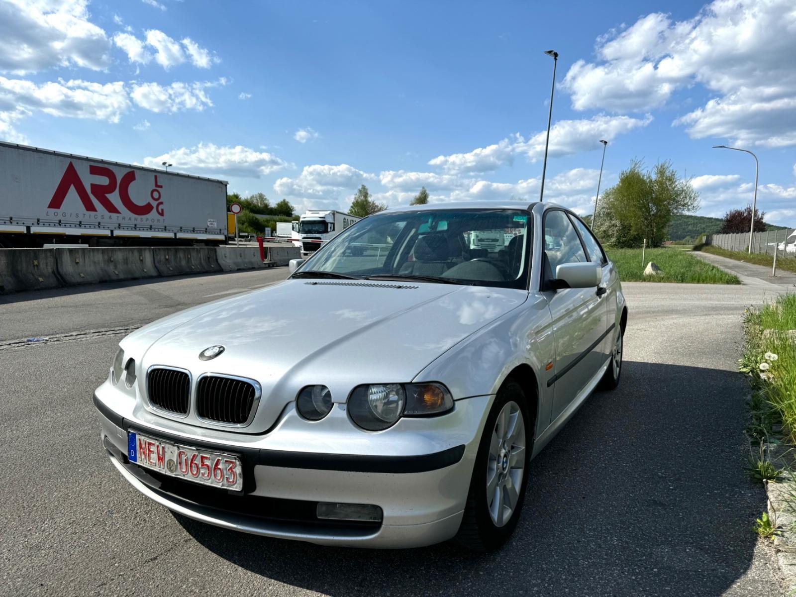 BMW Compact 318td * NAVI *