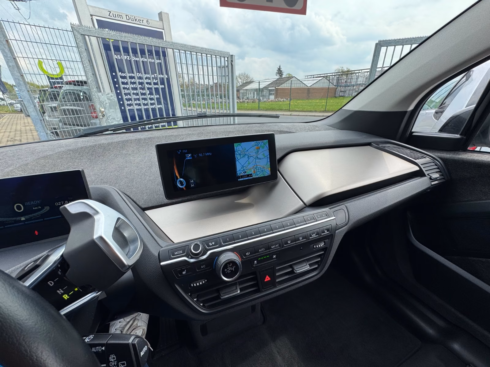 BMW i3 ALUFELGEN KLIMA NAVIGATION MFL AUTO