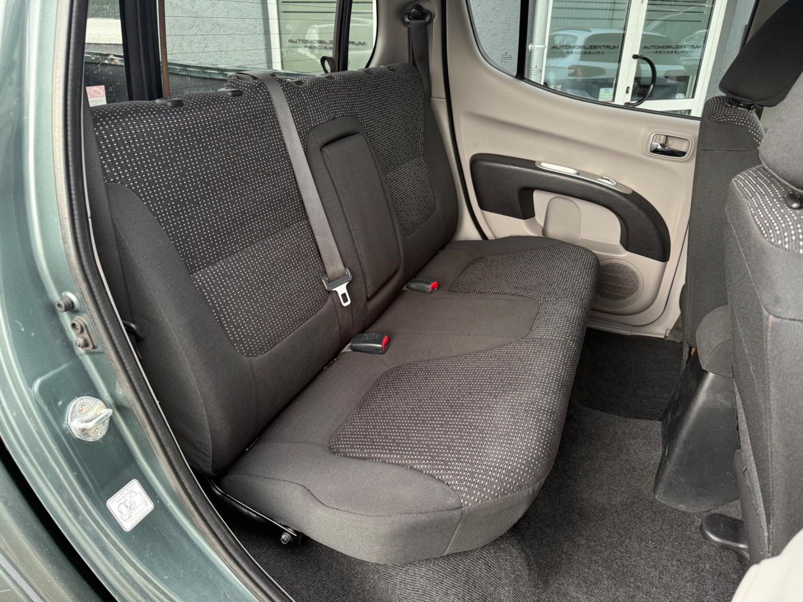 Mitsubishi L200 Intense 2.5 Doppelkabine 4WD /KLIMA/4x4/