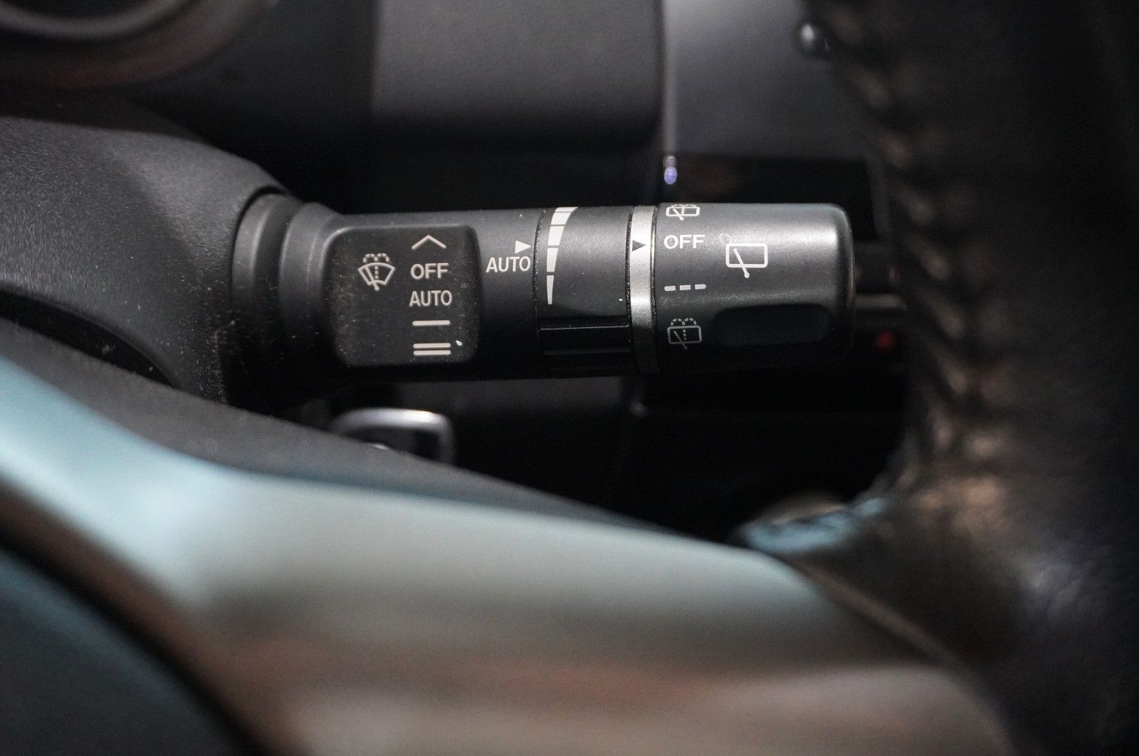 Fahrzeugabbildung Mazda 2 Lim. 1.6D SPORT LINE KLIMA/NEBEL/CD/TÜV/AHK