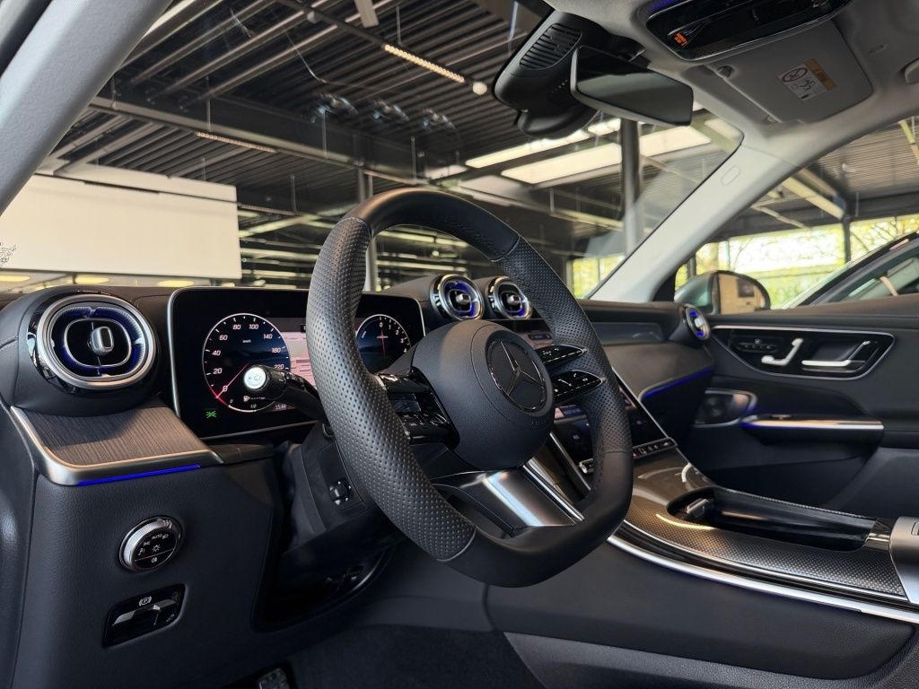 Mercedes-Benz GLC 300 de 4M AMG,LED,MBUX,MEM,BURM®3D,AHK,PANO foto 4
