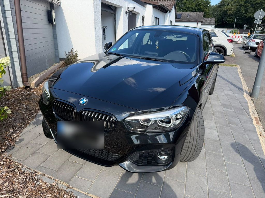 Image of BMW 120