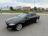 Jaguar XF Prestige *PANORAMA+LEDER+19"ZOLL+KAMERA* - gebrauchte Jaguar XF aus dem Jahr 2016