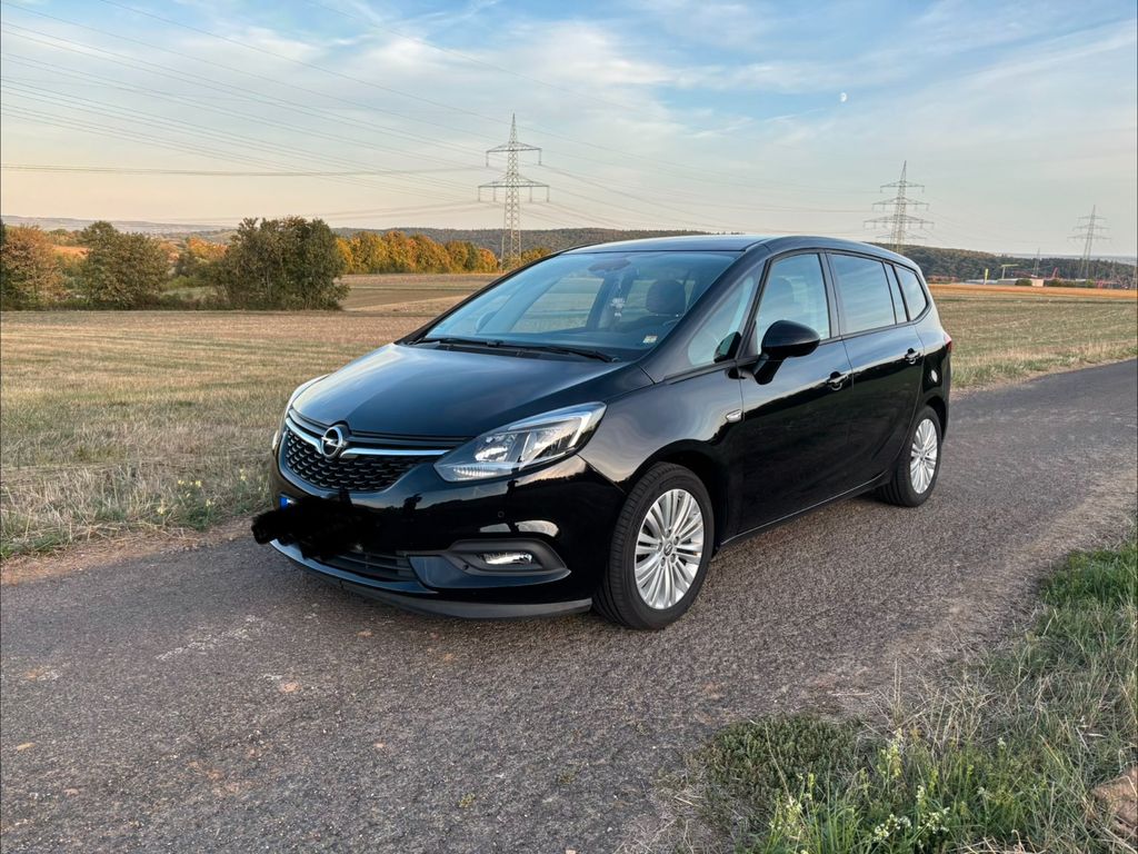 Image of Opel Zafira Tourer