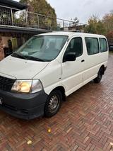 Toyota, Hiace 8 sitzer - gebrauchte Toyota Hiace aus dem Jahr 2007