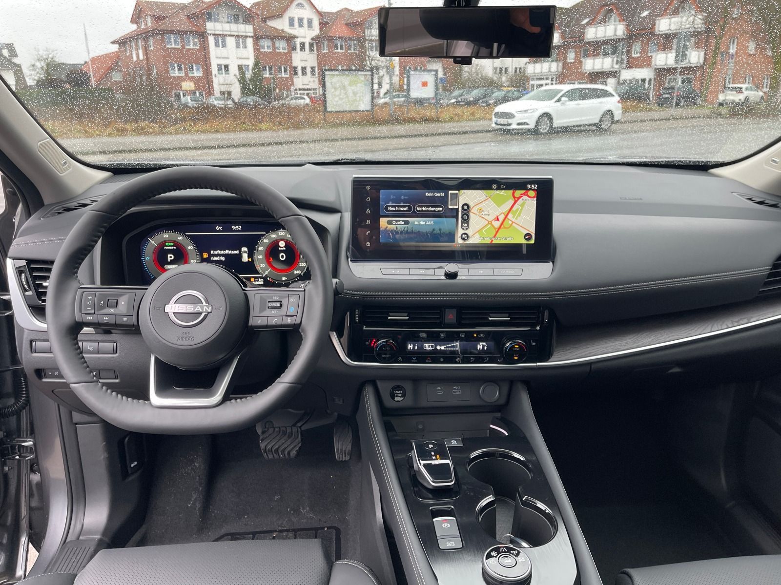 Fahrzeugabbildung Nissan X-Trail e-4orce Tekna+ 20" Pano/Distronic/360°Ka