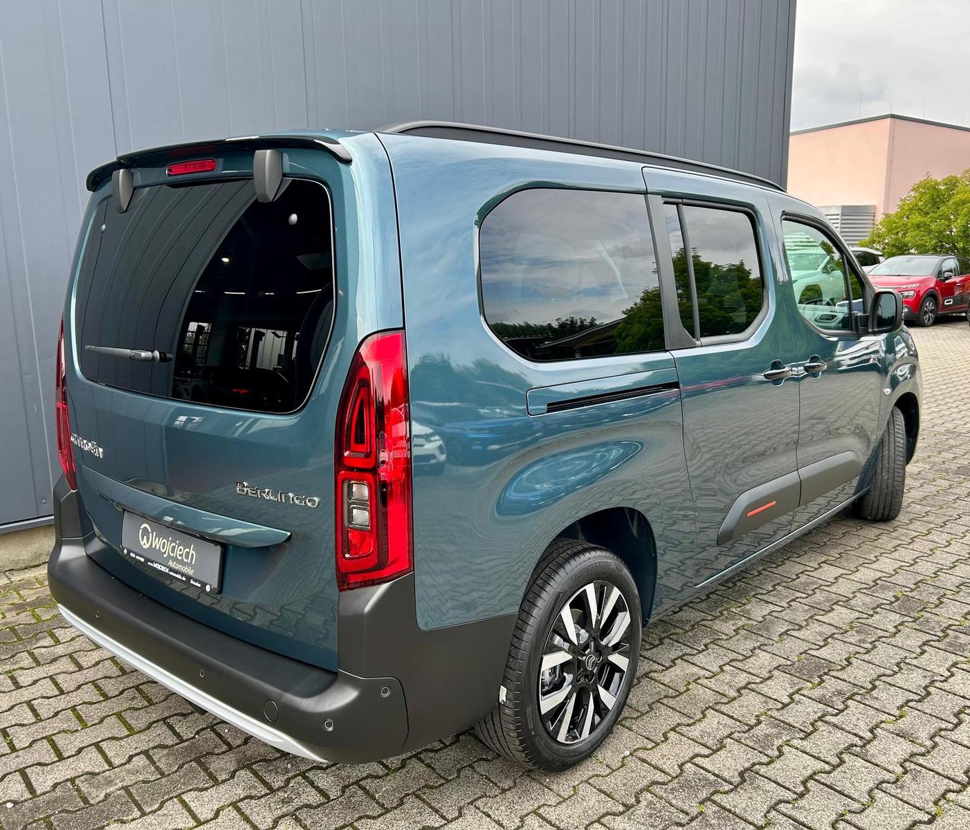 Citroën Berlingo 1.5 HDI EAT8 Max XL *XTR*KEY*LED*AHK*