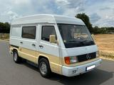 Mercedes-Benz MB 100 2.4 D Luna Camper mit Historie - Mercedes-Benz MB 100 mit Diesel-Antrieb