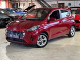 Hyundai i10 TREND+SITZH+LENKRAD HEIZ+KLIMA+PDC+SPUR.ASS. - Hyundai i10 Gebrauchtwagen in Hannover