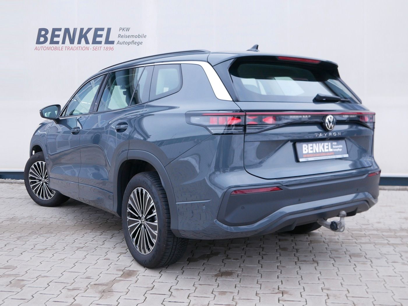 Fahrzeugabbildung Volkswagen Tayron 2.0 4Motion NEU64T 7-Sitzer Matrix AHK DC