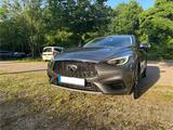 Andere Infiniti Q30 1,5 Diesel  78,000 km - Andere in München