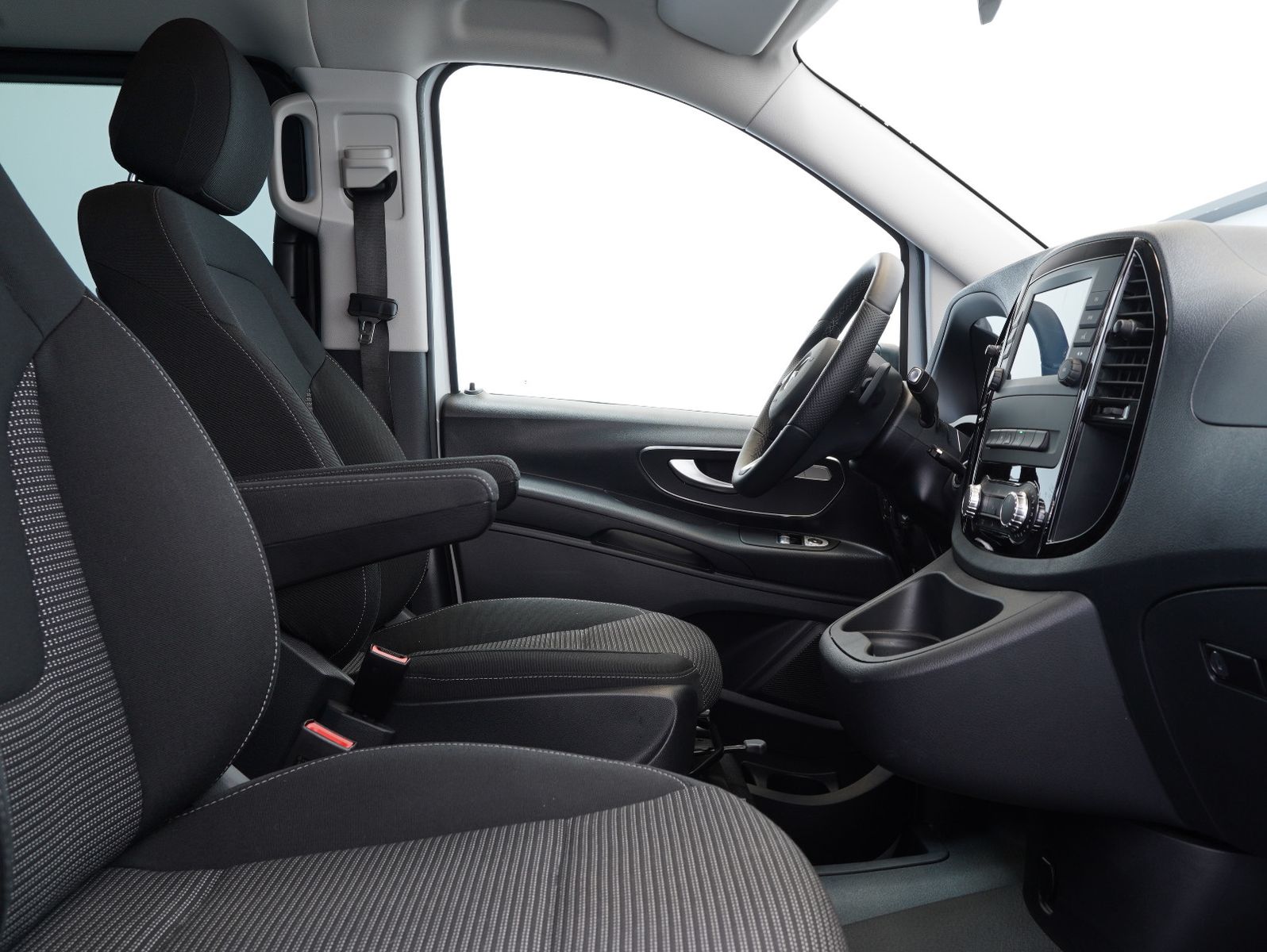 Fahrzeugabbildung Pössl VANSTAR Vito Tourer 119 CDI Pro 4x4 lang