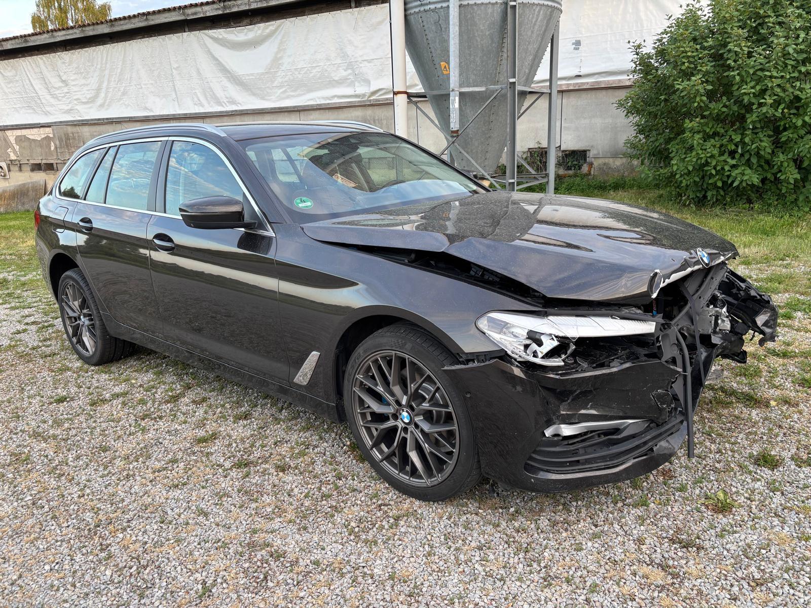 BMW 520 5 Touring 520 d Unfall