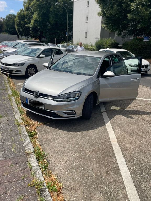 Image of Volkswagen Golf