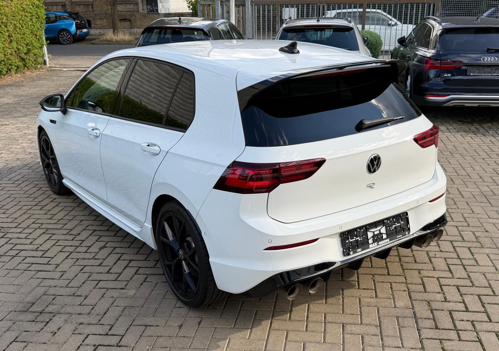 Volkswagen Golf 2.0 TSI R 4Motion *AKRAPOVIC*BLACK-STYLE*, миниатюра 4