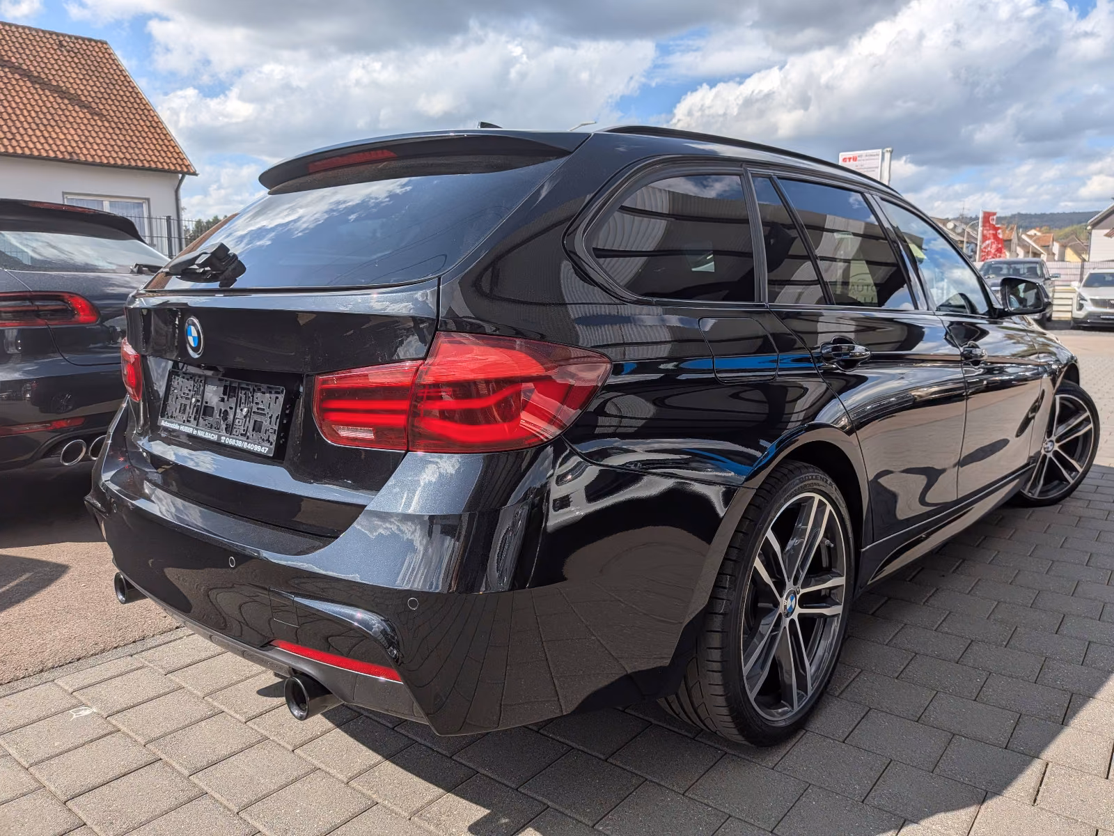BMW 340i xDrive M-Paket h&k Leder Virtual Pano KeyGo