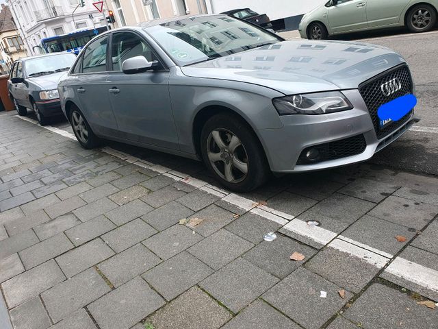 Audi A4  B8