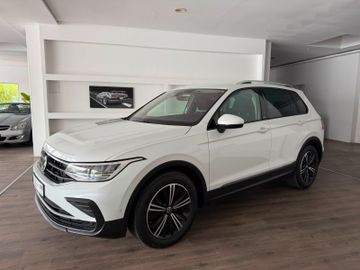 Volkswagen Tiguan - 5