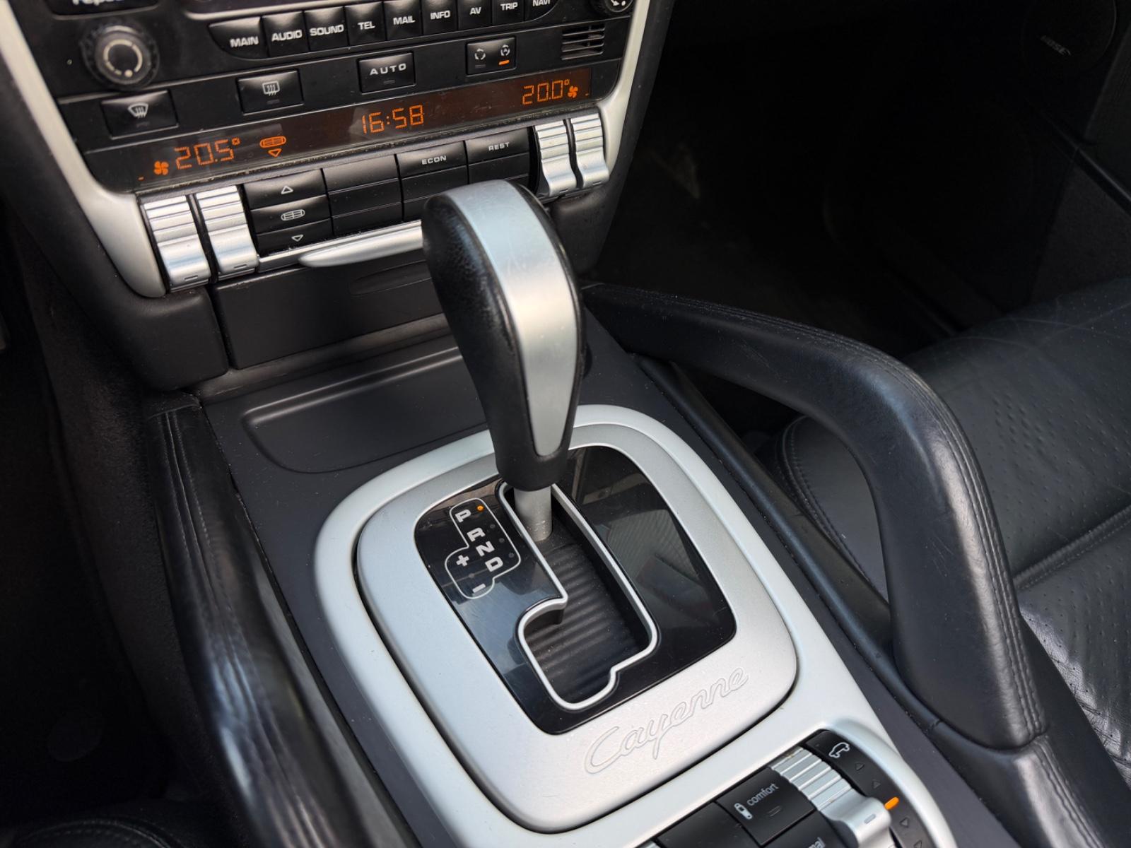 Porsche Cayenne S 4.8 V8 | 385 ch | BVA | Toit panoramique | GPS | Son Bose | Xénon | Sièges chauffants