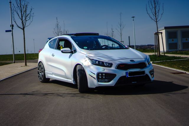 KIA pro_cee'd