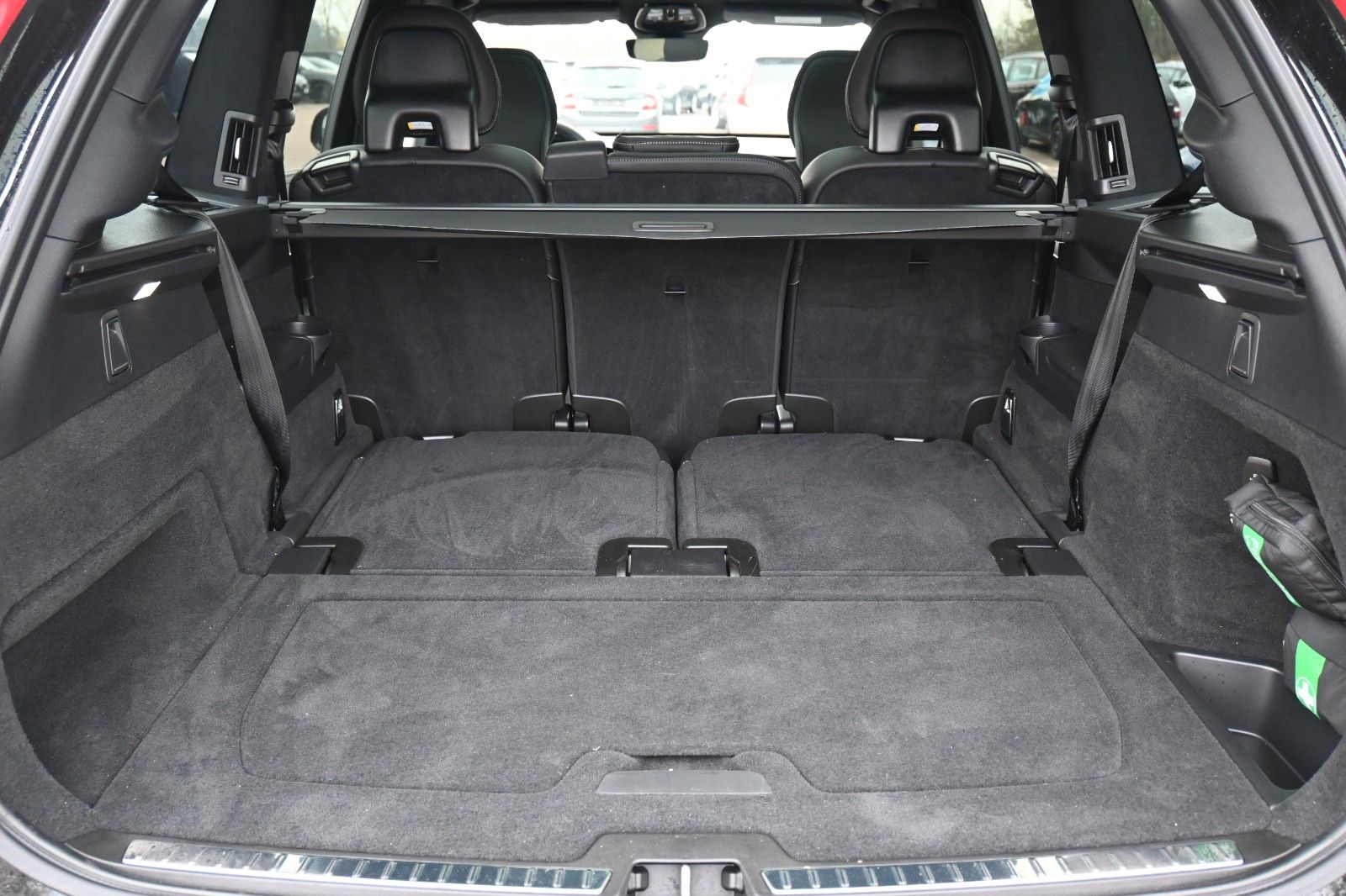 Fahrzeugabbildung Volvo XC90 B5 D AWD Ultimate Dark*STDHZG*LUFT*360°*ACC