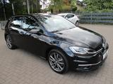 Volkswagen Golf VII Lim. Highline  8xAlu/Navi/LED/Automatik - mit Diesel-Antrieb: Schwarz, Alcantara, Limousine