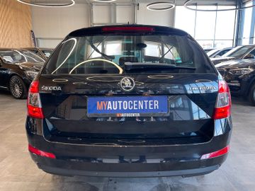 Skoda Octavia Combi Joy *1.HAND*PANO*ACC*NAVI*PDC*