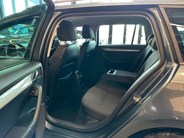 Skoda Octavia Combi Ambition *2. Hand*Klima*SmartLink*
