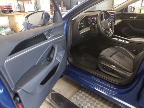 Volkswagen Passat Variant - Bild 5