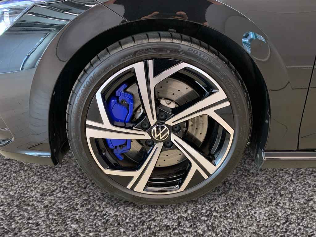 Volkswagen Golf R MATRIX ACC DIGITAL R-CAM SHZ LHZ ALU18 foto 5