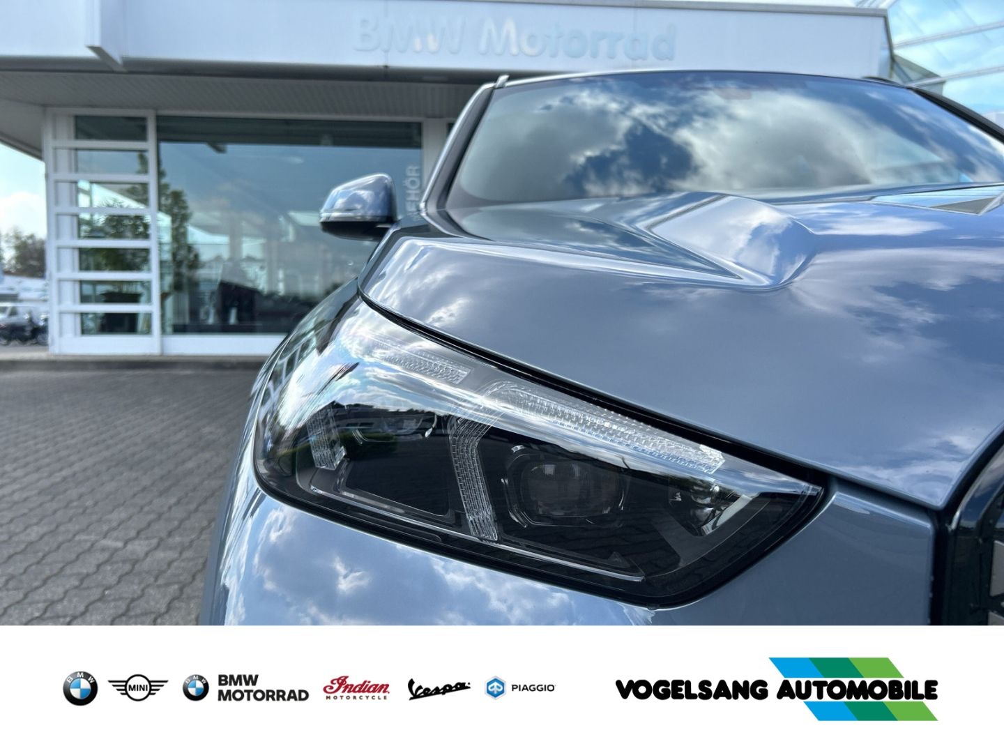 Fahrzeugabbildung BMW iX1 eDrive20 M Sport Park-Assistent Plus harman/