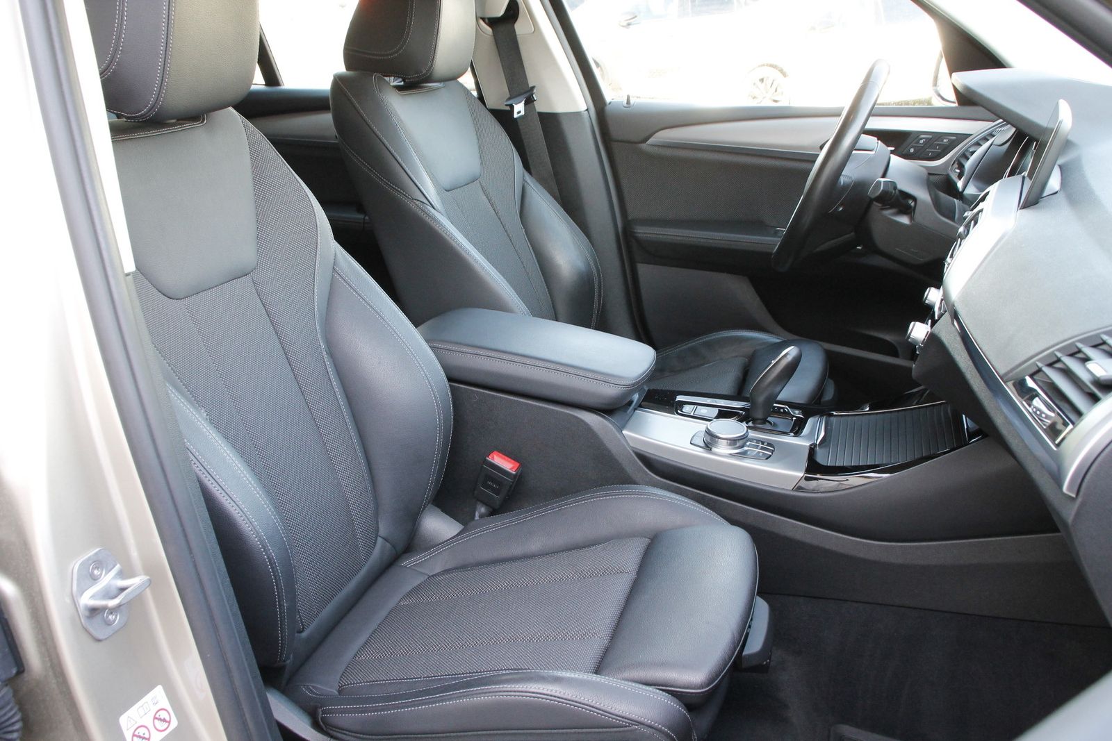 Fahrzeugabbildung BMW X3 xDrive 20 d 2.0 xDrive SAV