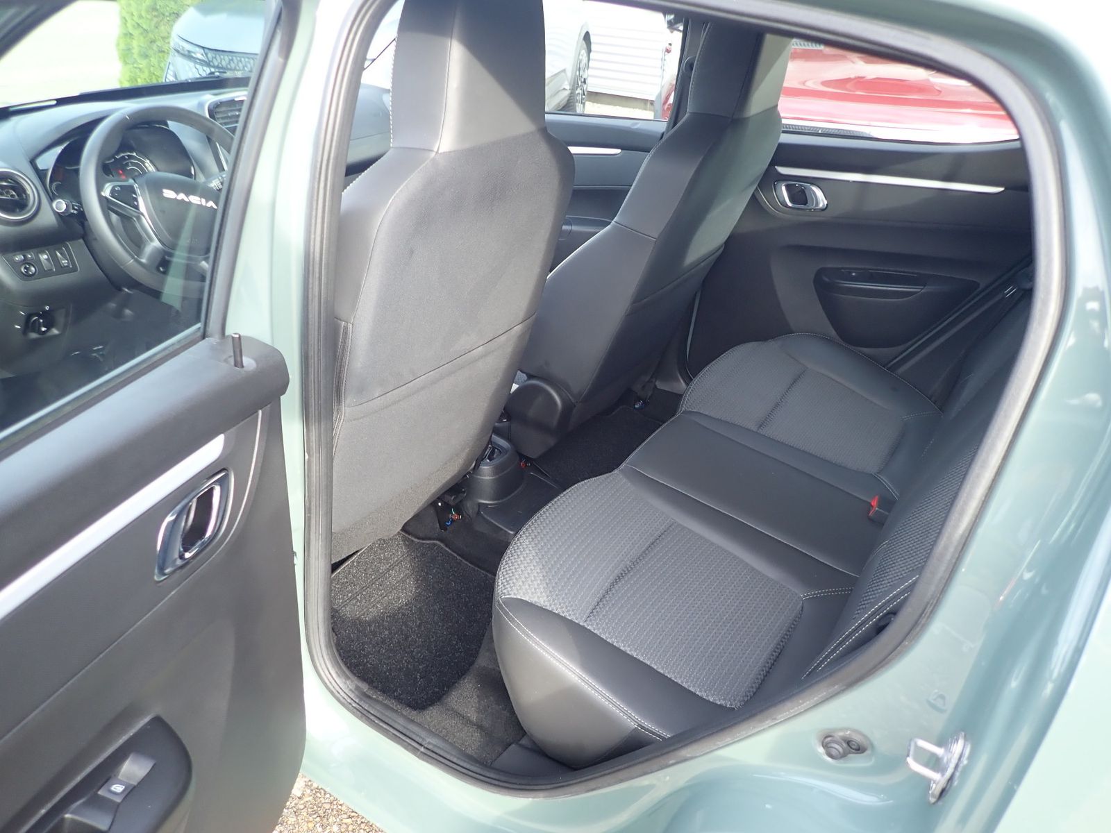 Fahrzeugabbildung Dacia Spring Electric 45 Essential