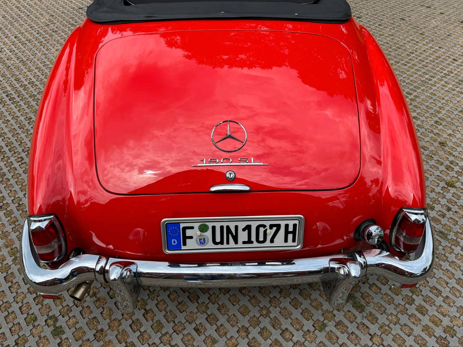 Fahrzeugabbildung Mercedes-Benz 190