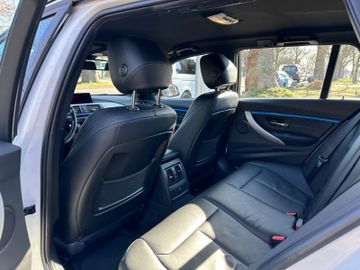 Fahrzeugabbildung BMW 320d M-Paket ShadowLine*Kamera*Navi.Proff*SHZ*