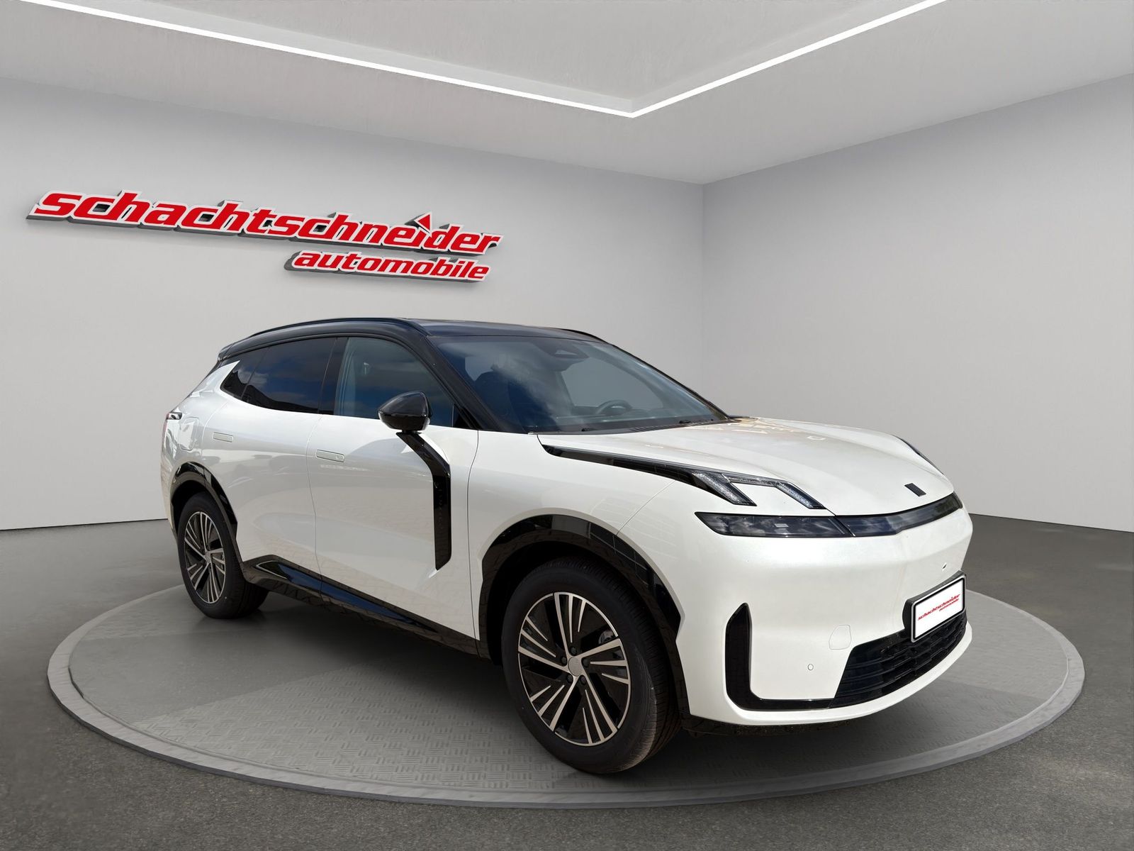 Lynk & Co 08