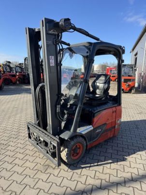 Linde E14-02