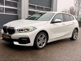 BMW 118 d Sport Line Automatik Navi Kamera - BMW 118 Gebrauchtwagen in Saarbrücken