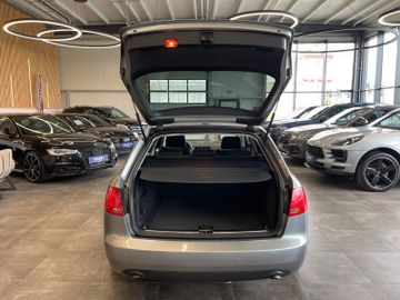 Audi A4 Avant 3.0 TDI quattro *NAVI*BI-XENON*TEMPOMAT