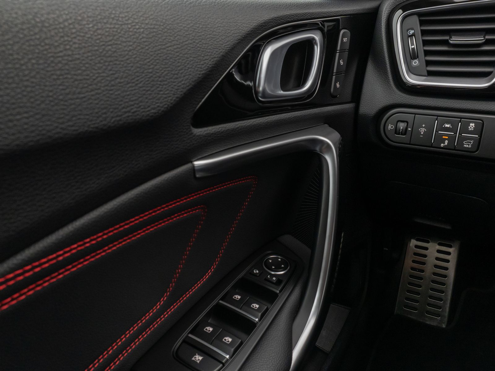 Fahrzeugabbildung Kia ProCeed GT 1.6 T-GDI DCT Kamera DAB JBL Sport