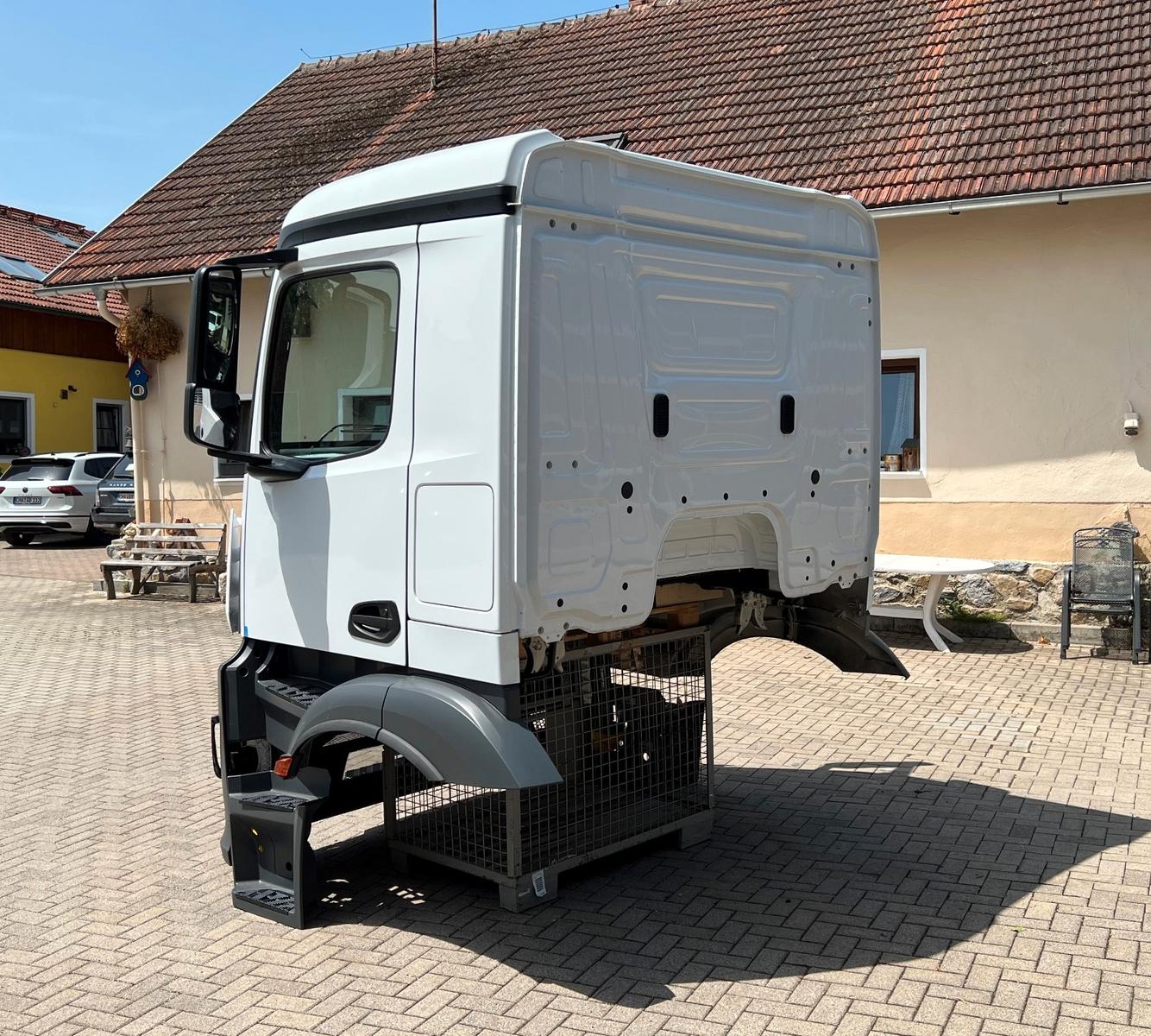 Mercedes-Benz Arocs Actros Antos Kabine Fahrerhaus NEU