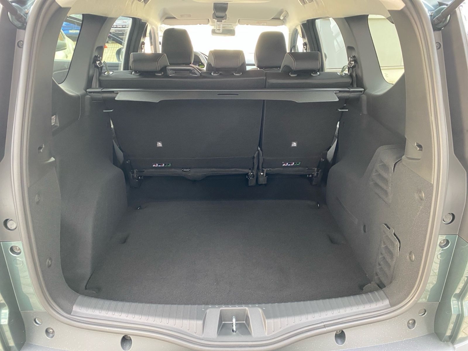 Fahrzeugabbildung Dacia Jogger Extreme Hybrid 155 Automatik *NAVI*SINTER