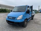Iveco Daily 35S12, AHK DoKa 7 Sitzer - Offers matching your search criteria