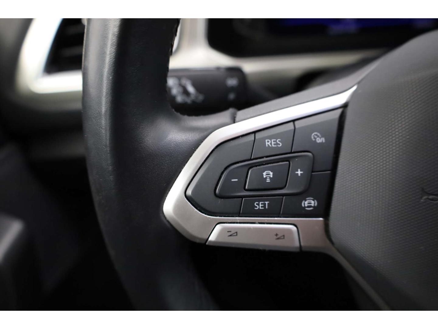 Volkswagen T-Roc 1.0 TSI OPF Move 6-Gg. LED/RFK/ACC/PDC/SH, миниатюра 10