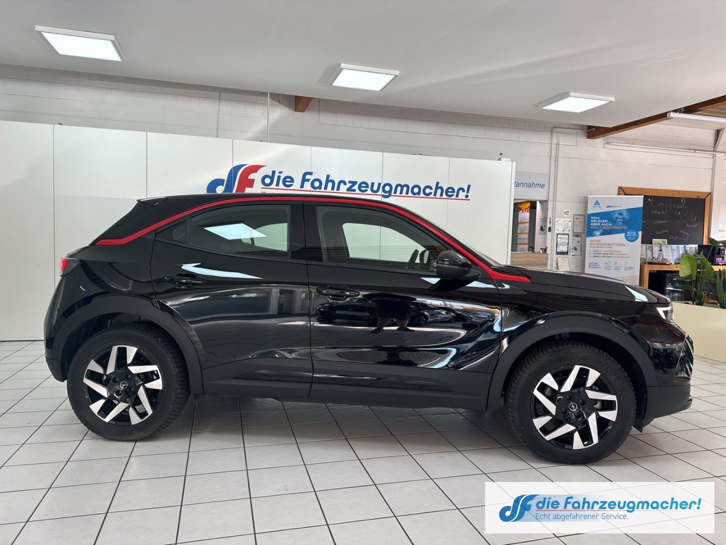 Fahrzeugabbildung Opel Mokka e GS Line Navi Digitales Cockpit LED Apple